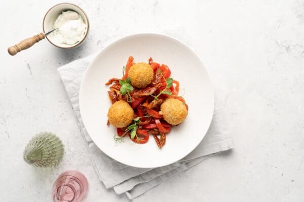 Arancini ala ragu met geroosterde paprika