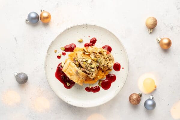 Vega Wellington met zoete aardappelpuree en cranberrysaus