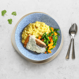 Zalmfiletje met romige saus en Hollandse groenten